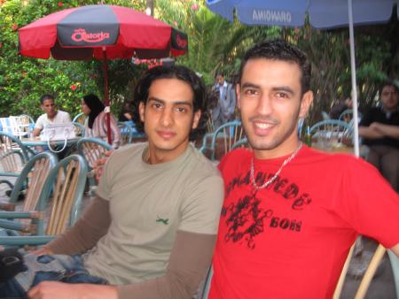 moi et chèr hassan  f yassmina